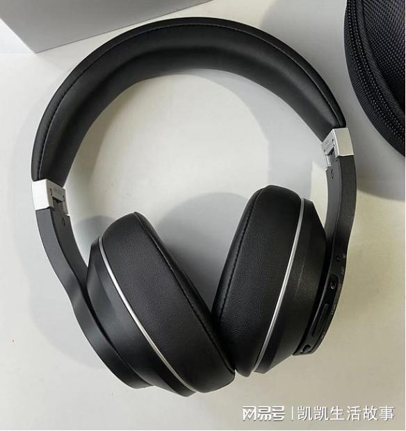 耳机时要考虑的因素适合头部是关键尊龙凯时app网站选择头戴降噪(图2)