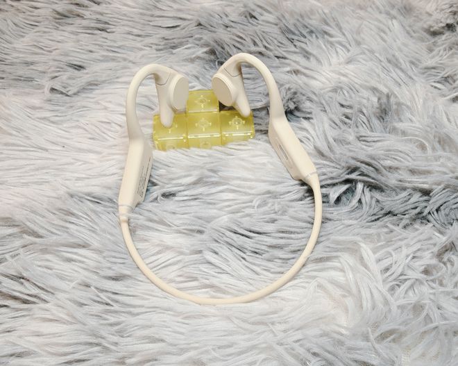 卡Runner Pro5带来不同骨传导佩戴体验凯时尊龙最新网站IP69级防水+32G大内存南(图3)