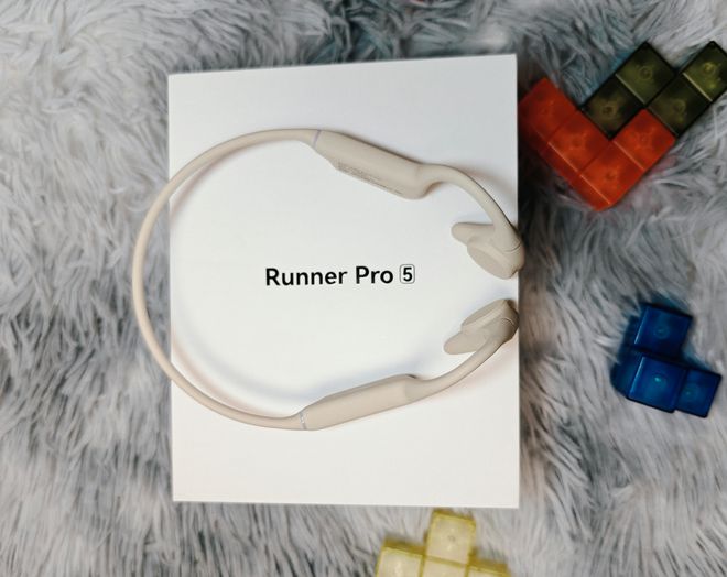 卡Runner Pro5带来不同骨传导佩戴体验凯时尊龙最新网站IP69级防水+32G大内存南(图6)